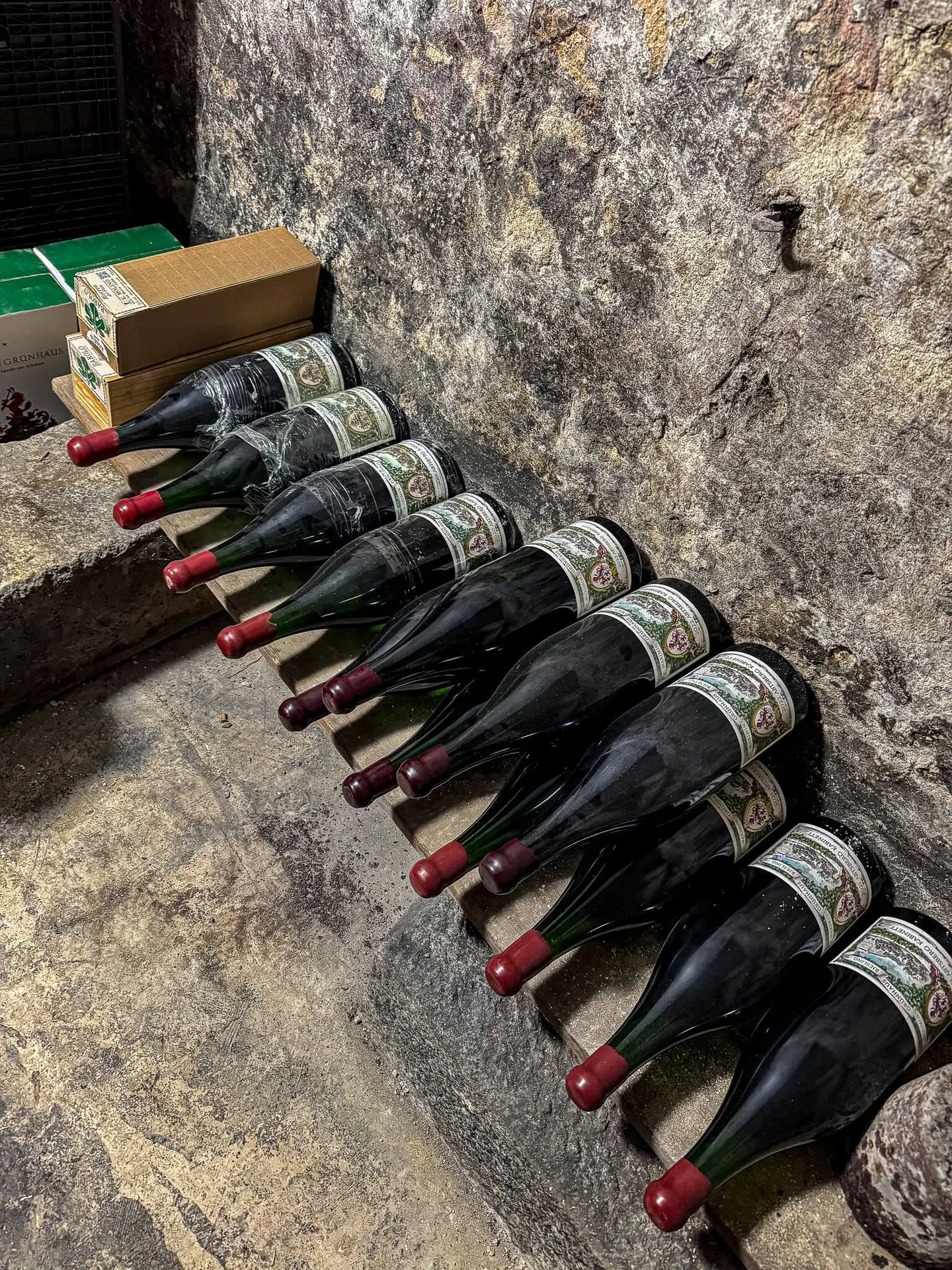 Grünhäuser Kabinette in der Doppelmagnum Grünhäuser Kabinette in der Doppelmagnum